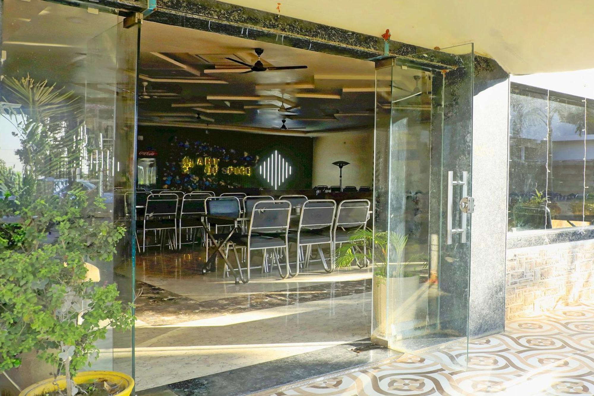 Hotel Art Of Spice Mumbai Exterior foto